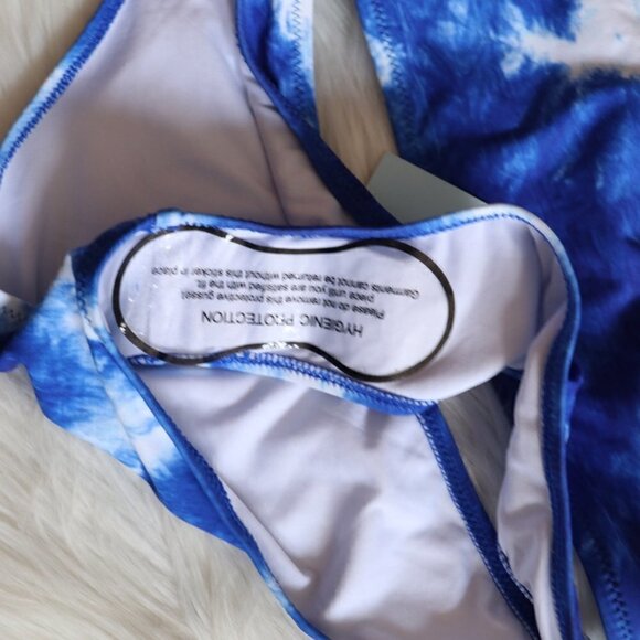 NEW Blue Tie Dye Halter Top Bikini Bathing Suit Set Size Small Beach Pool - Picture 3 of 7
